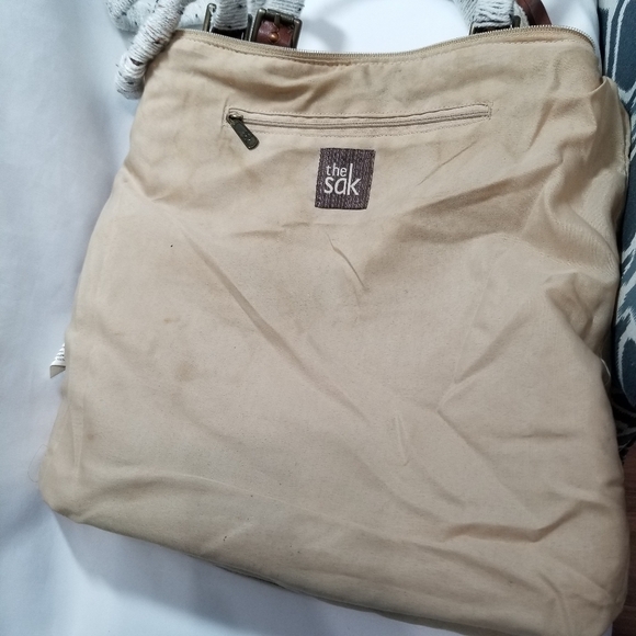 The Sak Crochet Large Shoulder Bag With Wrapped Faux Leather Straps - Picture 5 of 16